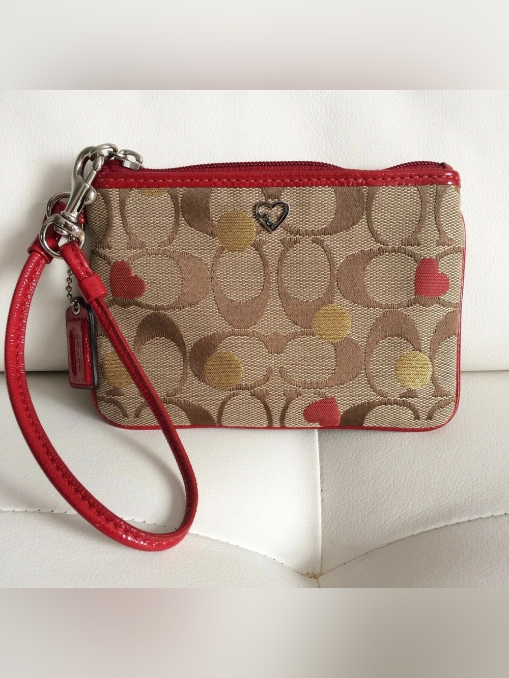 🍒COACH Purse Y2k Poppy Red Heart
Signature Lurex Wristlet🍒 - Picture 11 of 16